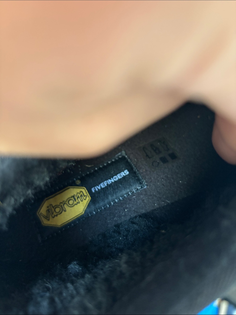 Vibram Men’s FiveFingers V-Trek Insulated Barefoot All-Terrain Outdoor Hiking - Picture 12 of 12